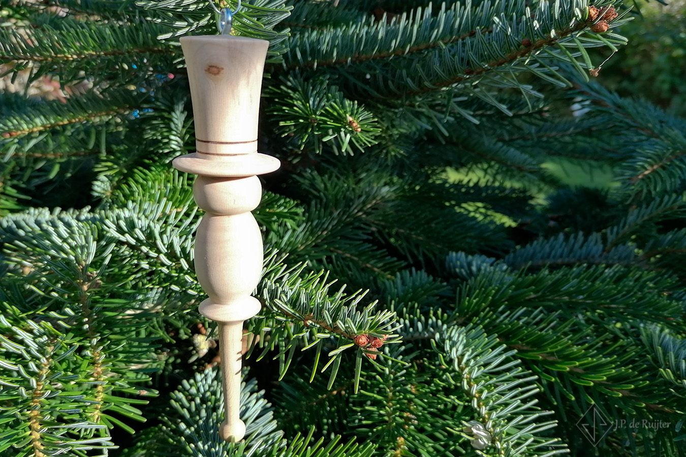 Kerst ornamen hanger, sneeuwpop van hout.
