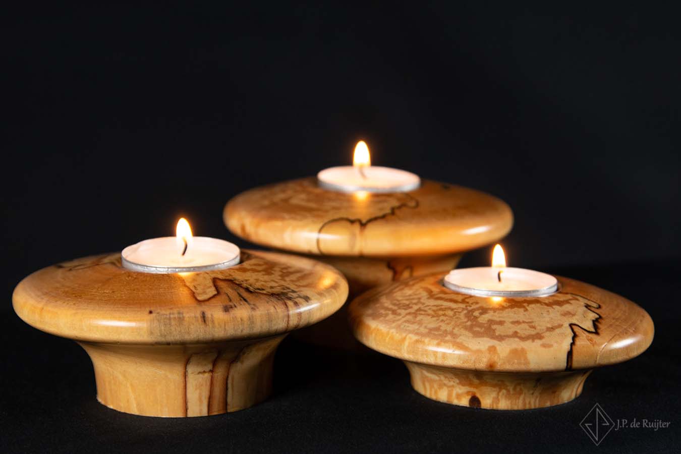 Handgemaakte Iepenhouten schaal